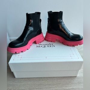 Alexander McQueen Chelce Boots. Gently worn. Size 37